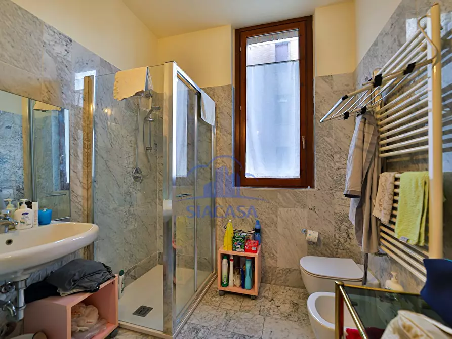 Immagine 11 di Appartamento in affitto  in via degli Alpini a Merate