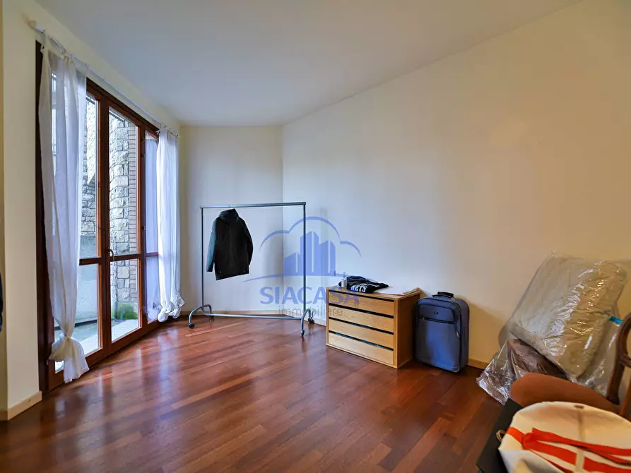 Immagine 29 di Appartamento in affitto  in via degli Alpini a Merate