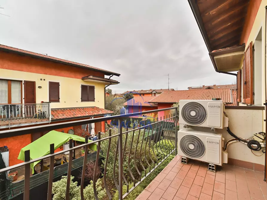 Immagine 21 di Appartamento in vendita  in via Locatelli a Boltiere