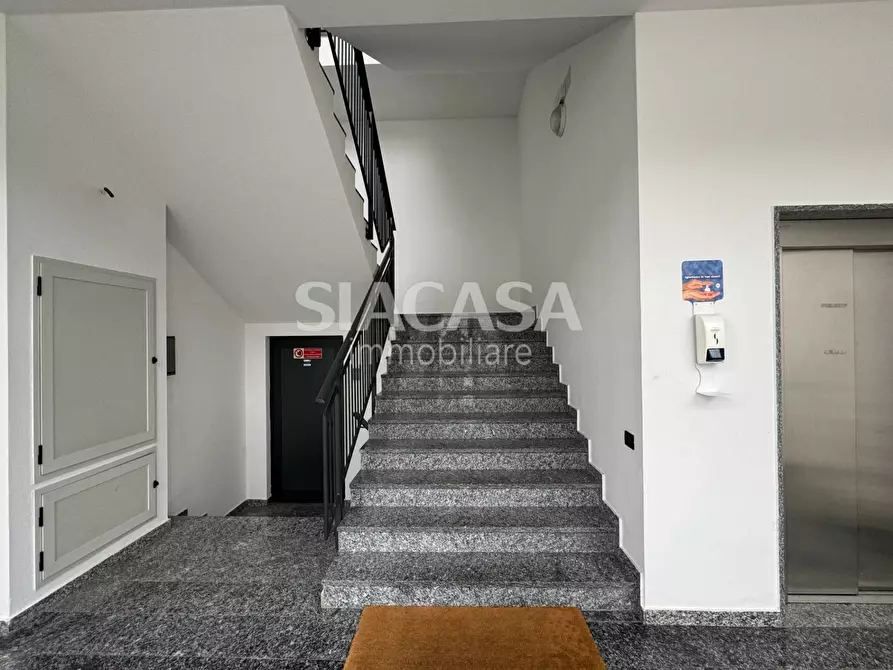 Immagine 21 di Capannone industriale in affitto  a Caponago