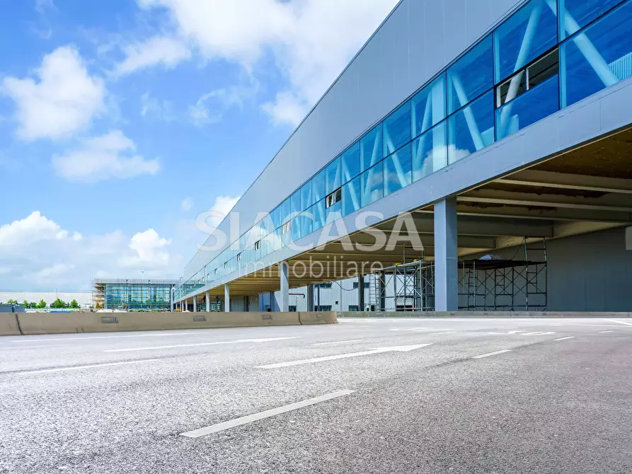 Immagine 6 di Capannone industriale in vendita  a Cologno Monzese