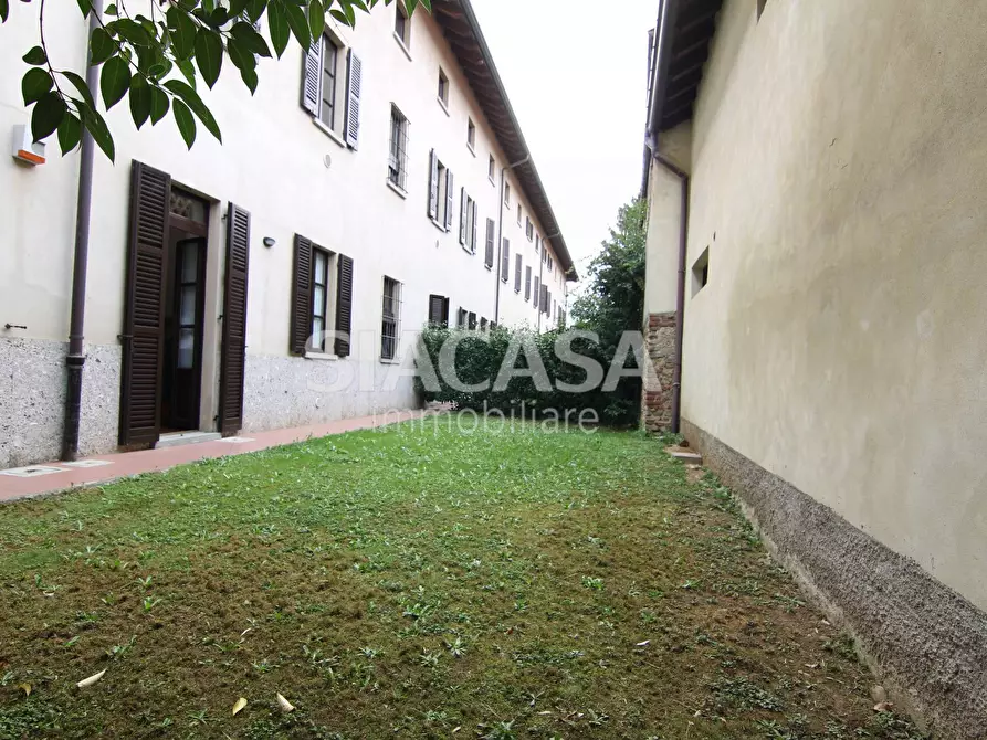 Immagine 6 di Appartamento in affitto  in via Borromeo a Vimercate