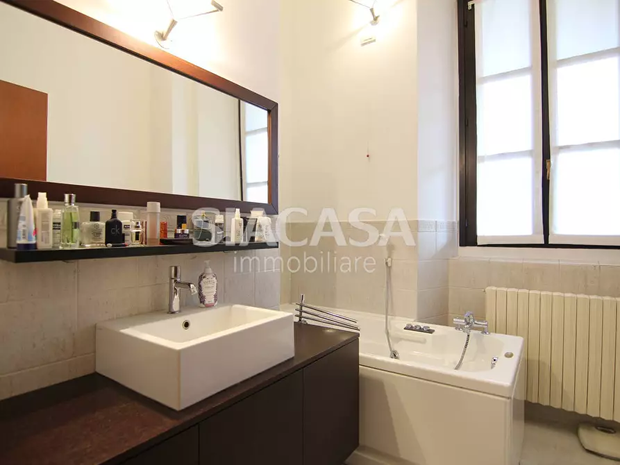 Immagine 24 di Appartamento in affitto  in via Borromeo a Vimercate