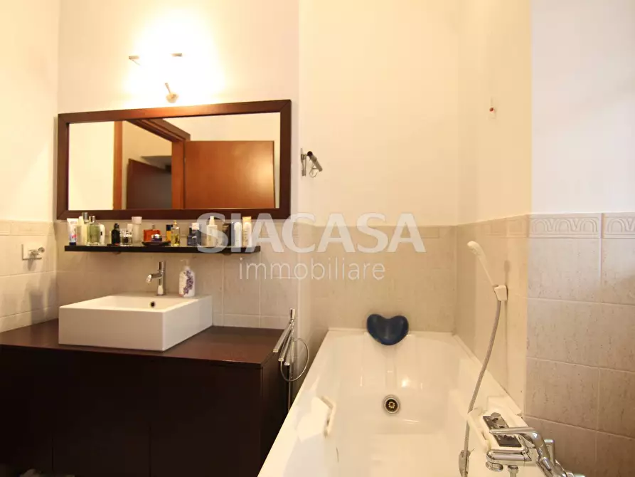Immagine 25 di Appartamento in affitto  in via Borromeo a Vimercate