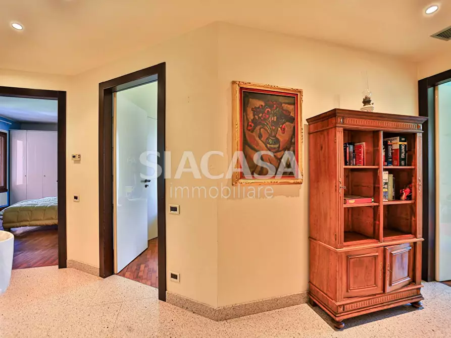 Immagine 18 di Villa in vendita  in via Salvador Allende a Bernareggio