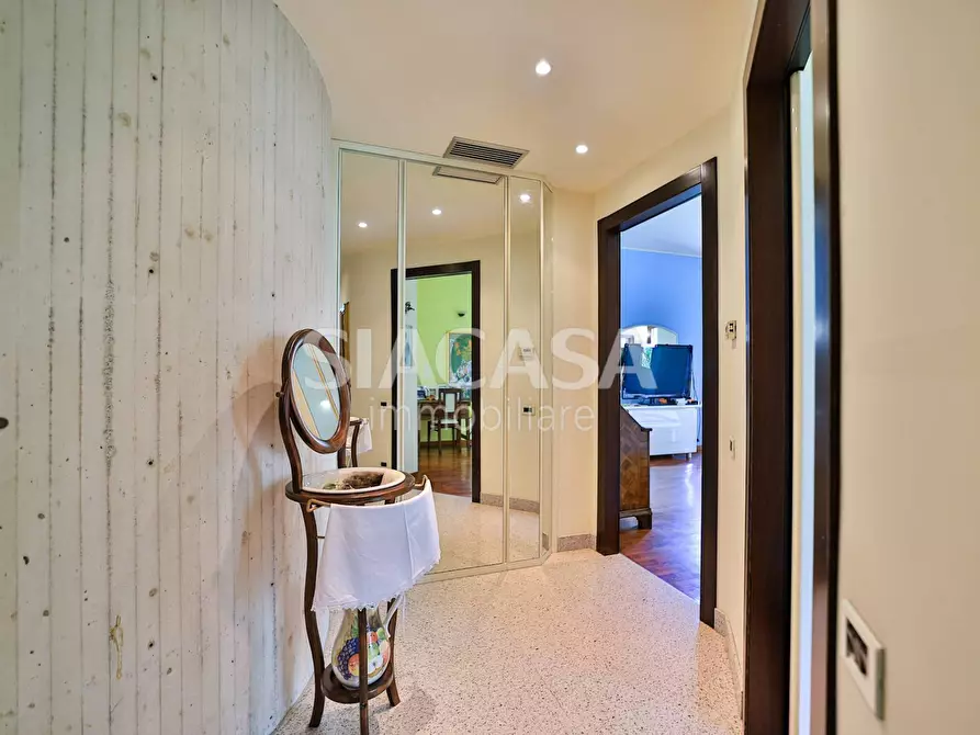 Immagine 19 di Villa in vendita  in via Salvador Allende a Bernareggio