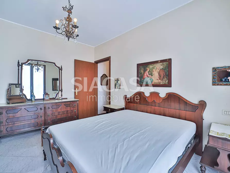 Immagine 17 di Appartamento in vendita  in via Indipendenza a Mezzago