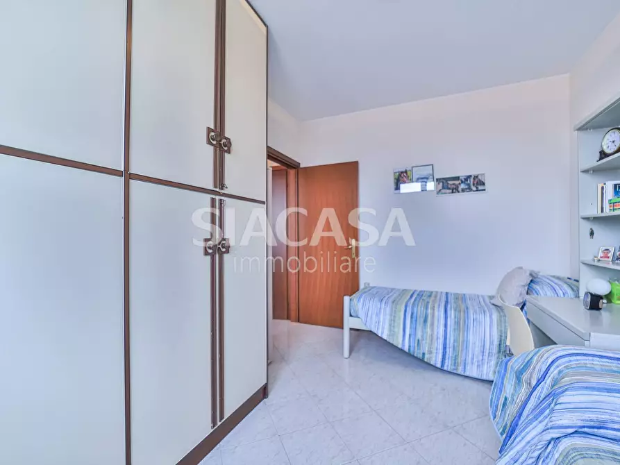 Immagine 21 di Appartamento in vendita  in via Indipendenza a Mezzago