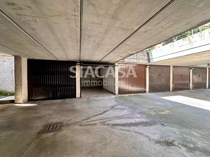 Immagine 11 di Box auto in vendita  in via Cristo Risorto a Cassano D'adda