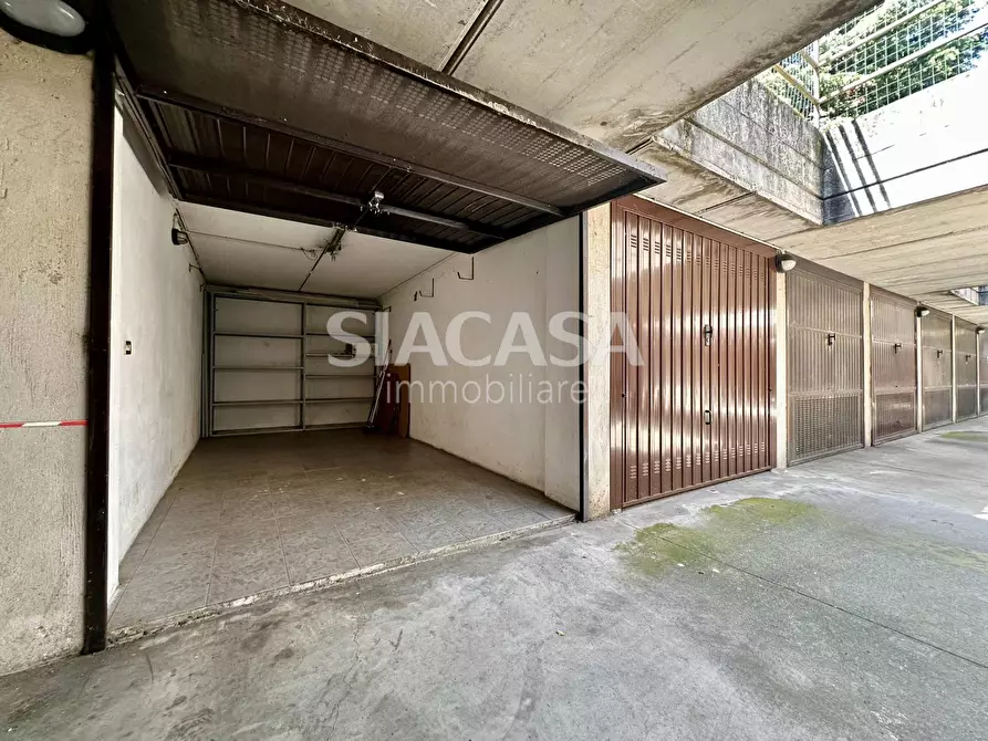 Immagine 13 di Box auto in vendita  in via Cristo Risorto a Cassano D'adda