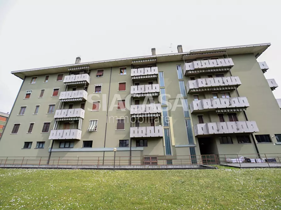 Immagine 16 di Box auto in vendita  in via Cristo Risorto a Cassano D'adda