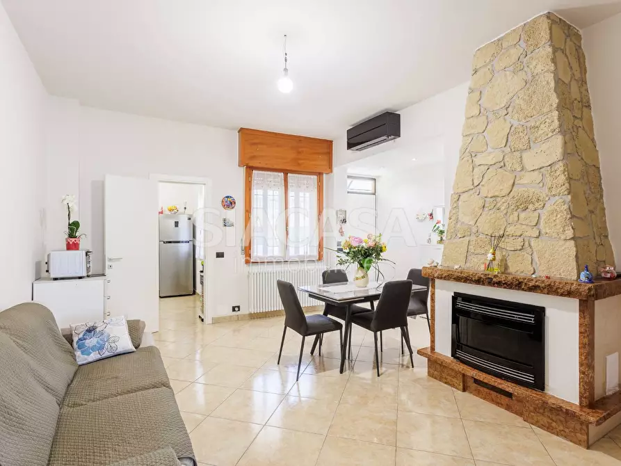 Immagine 7 di Appartamento in vendita  in via 24 Maggio a Cambiago