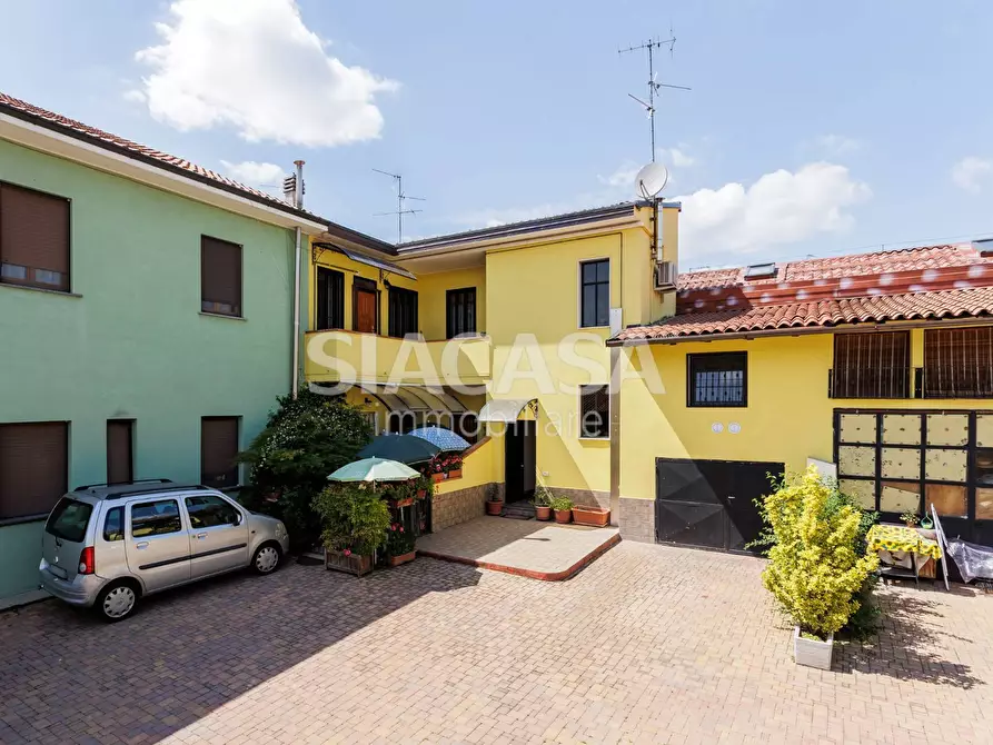 Immagine 29 di Appartamento in vendita  in via 24 Maggio a Cambiago