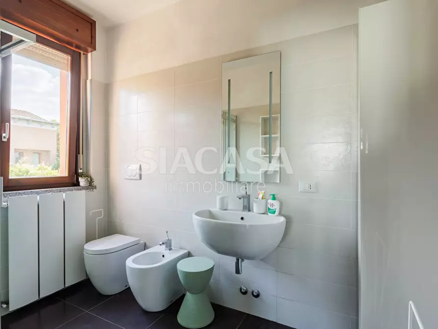 Immagine 16 di Appartamento in vendita  in via Fermi a Sulbiate