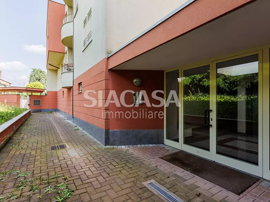 Immagine 20 di Appartamento in vendita  in via Fermi a Sulbiate