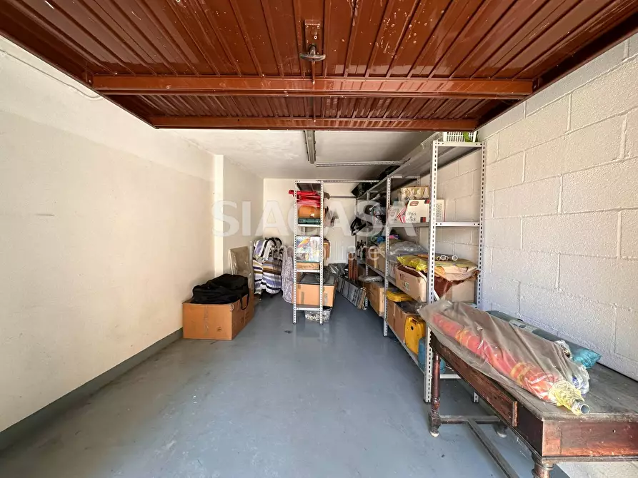 Immagine 5 di Box auto in vendita  in via Canova a Agrate Brianza