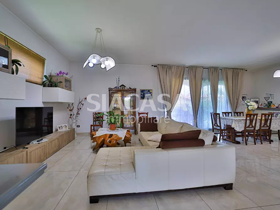 Immagine 20 di Villa in vendita  in via Colleoni a Robbiate