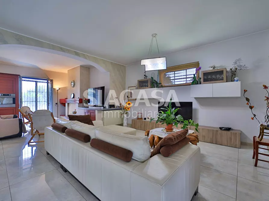 Immagine 22 di Villa in vendita  a Paderno D'adda