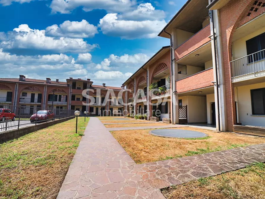 Immagine 27 di Appartamento in vendita  in via Biffi a Sulbiate