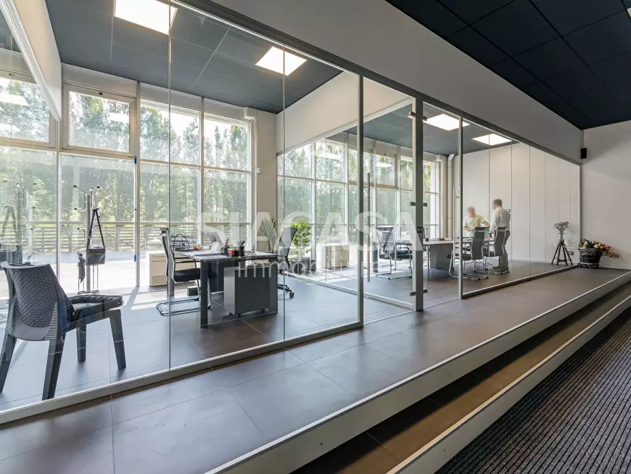 Immagine 13 di Capannone industriale in vendita  in Erba a Erba