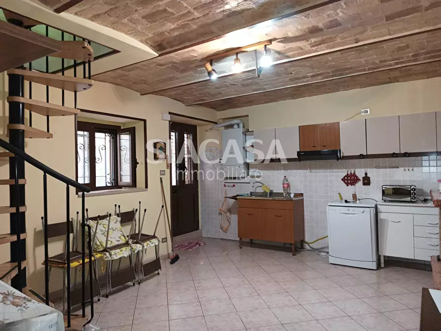 Immagine 5 di Appartamento in vendita  in via Matteotti a Popoli