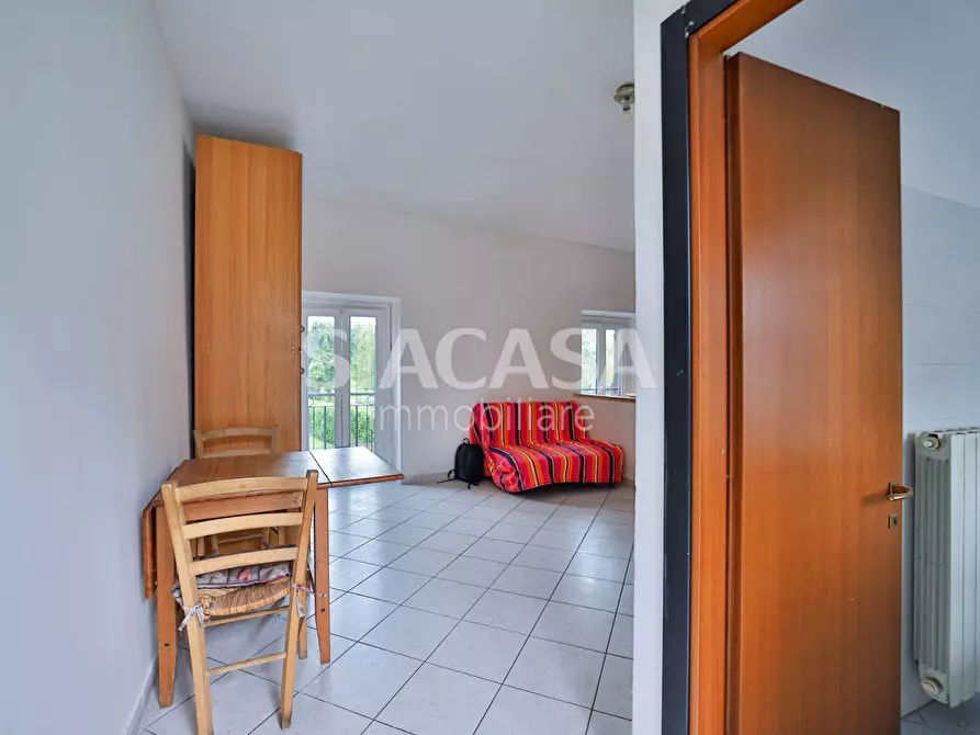 Immagine 4 di Appartamento in vendita  in via Roma a Aicurzio
