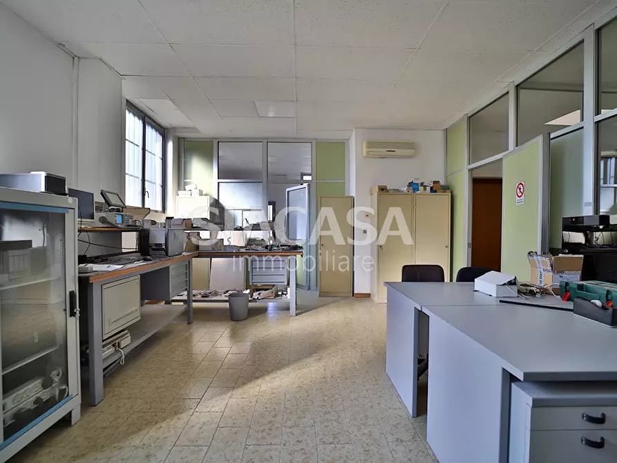 Immagine 11 di Capannone industriale in vendita  a Cassano D'adda