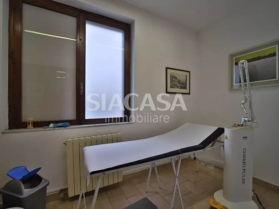 Immagine 10 di Appartamento in vendita  in via Dante a Basiano