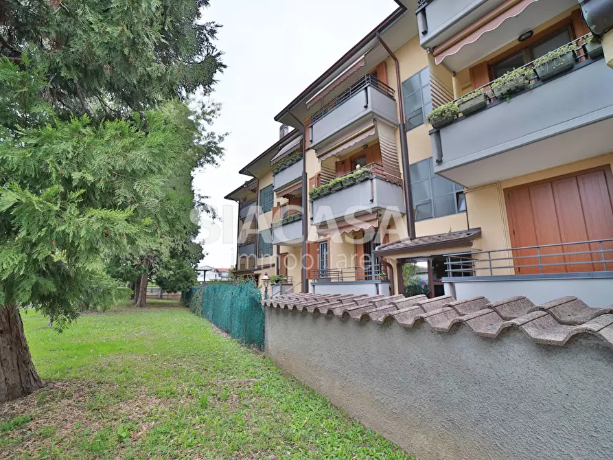 Immagine 6 di Appartamento in vendita  in via Dante a Basiano