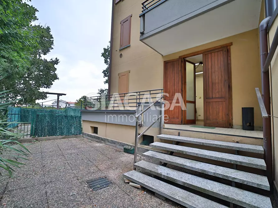Immagine 3 di Appartamento in vendita  in via Dante a Basiano