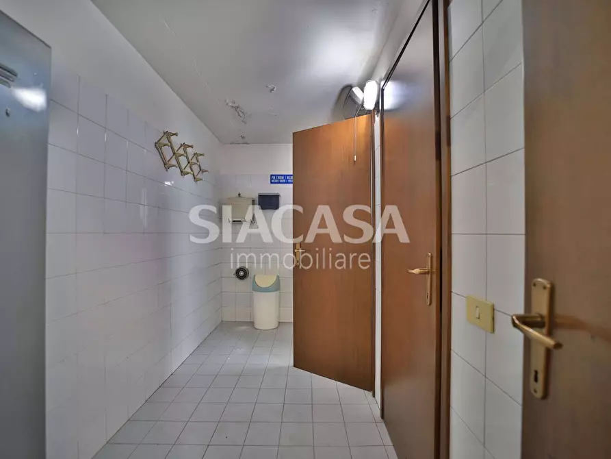 Immagine 24 di Capannone industriale in affitto  a Brugherio