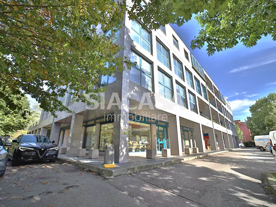 Immagine 3 di Ufficio in vendita  a Merate