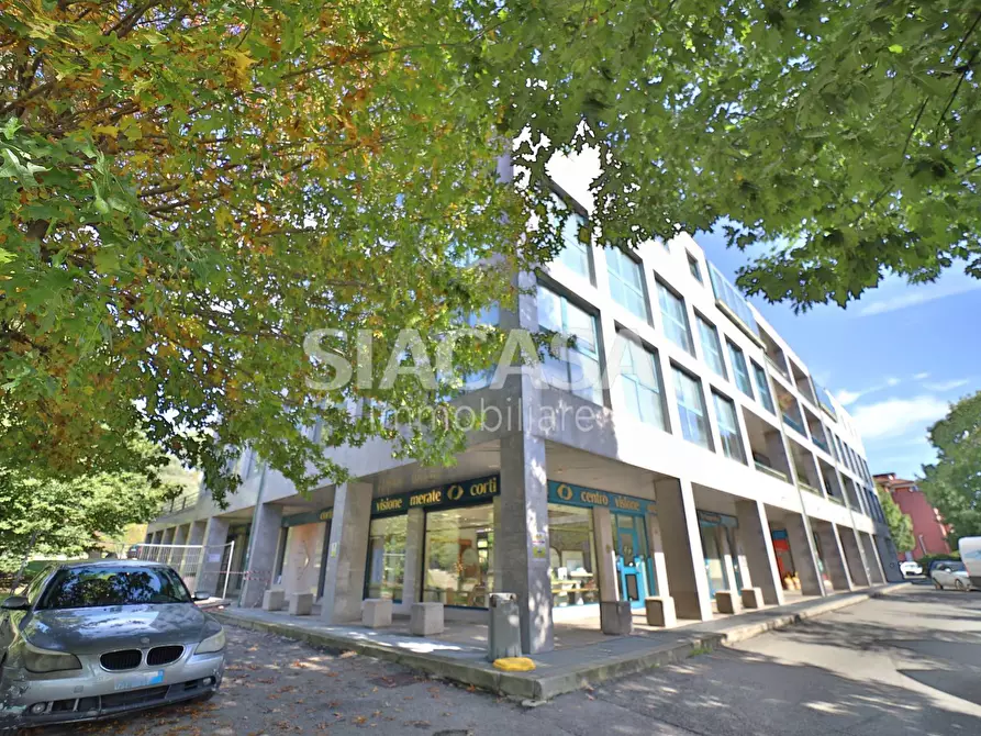 Immagine 4 di Ufficio in vendita  a Merate