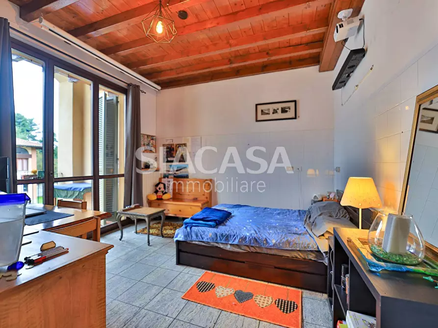 Immagine 17 di Villa in vendita  in Via Roma a Osnago