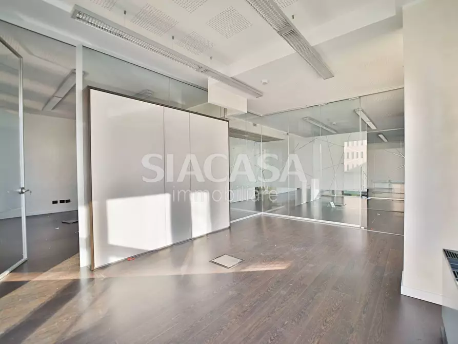 Immagine 11 di Ufficio in affitto  in VIA TORRI BIANCHE a Vimercate