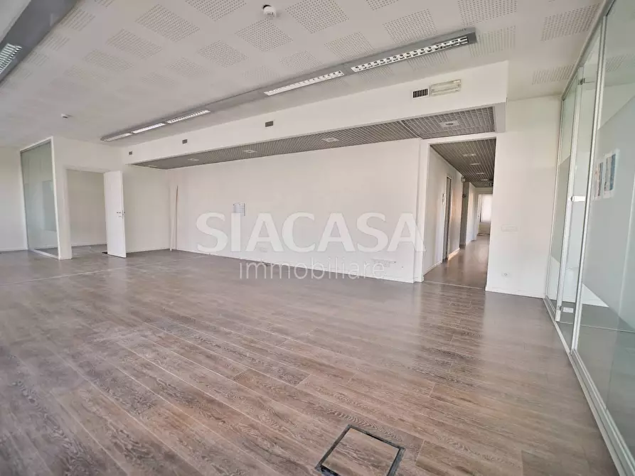 Immagine 29 di Ufficio in affitto  in VIA TORRI BIANCHE a Vimercate