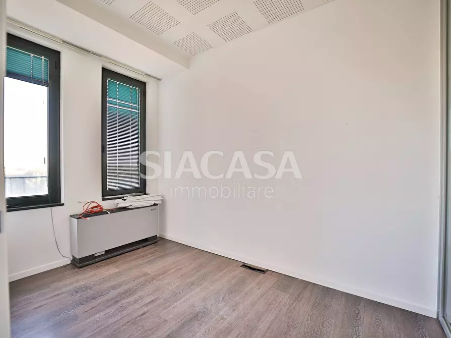 Immagine 21 di Ufficio in affitto  in VIA TORRI BIANCHE a Vimercate
