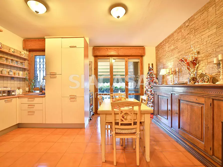 Immagine 3 di Appartamento in vendita  in via Amendola a Pioltello