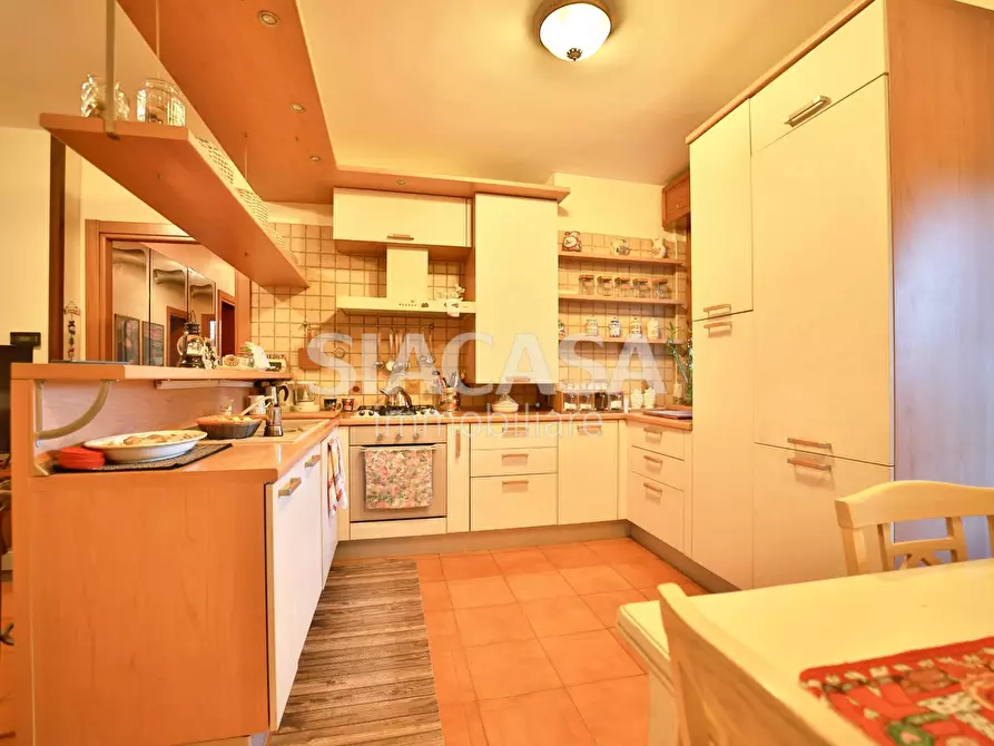 Immagine 4 di Appartamento in vendita  in via Amendola a Pioltello