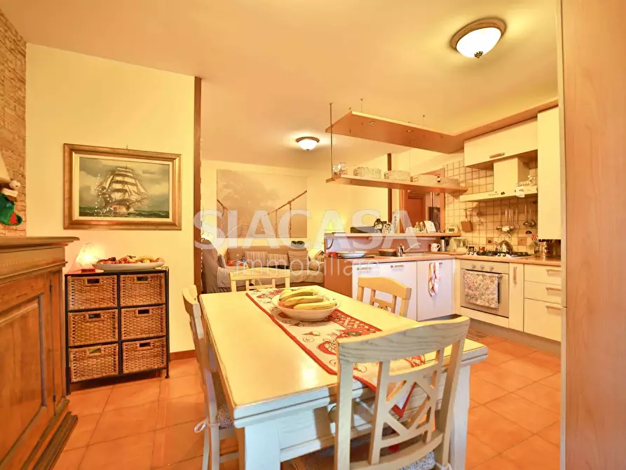 Immagine 5 di Appartamento in vendita  in via Amendola a Pioltello