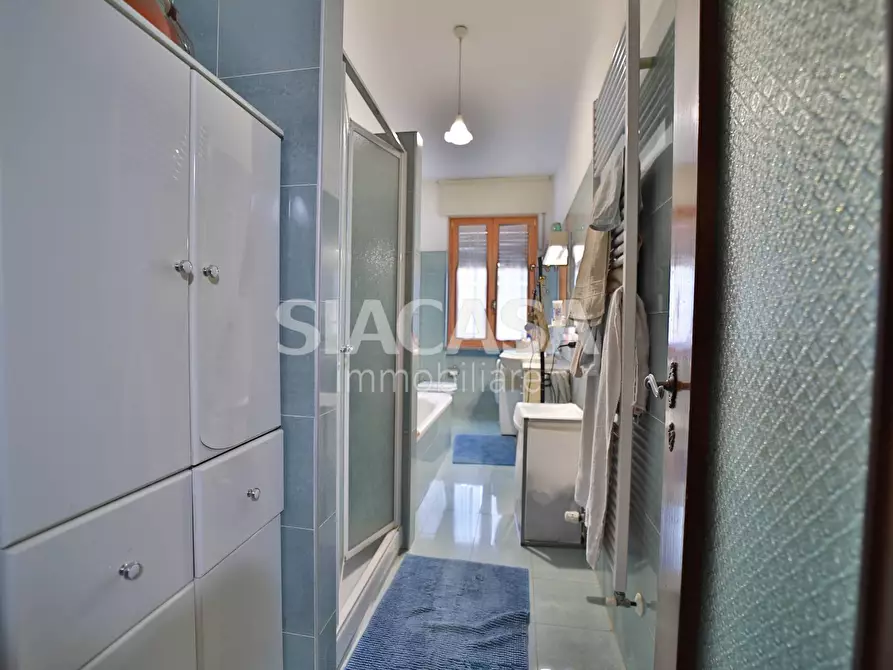 Immagine 9 di Appartamento in vendita  in via Silvio Pellico a Cornate D'adda