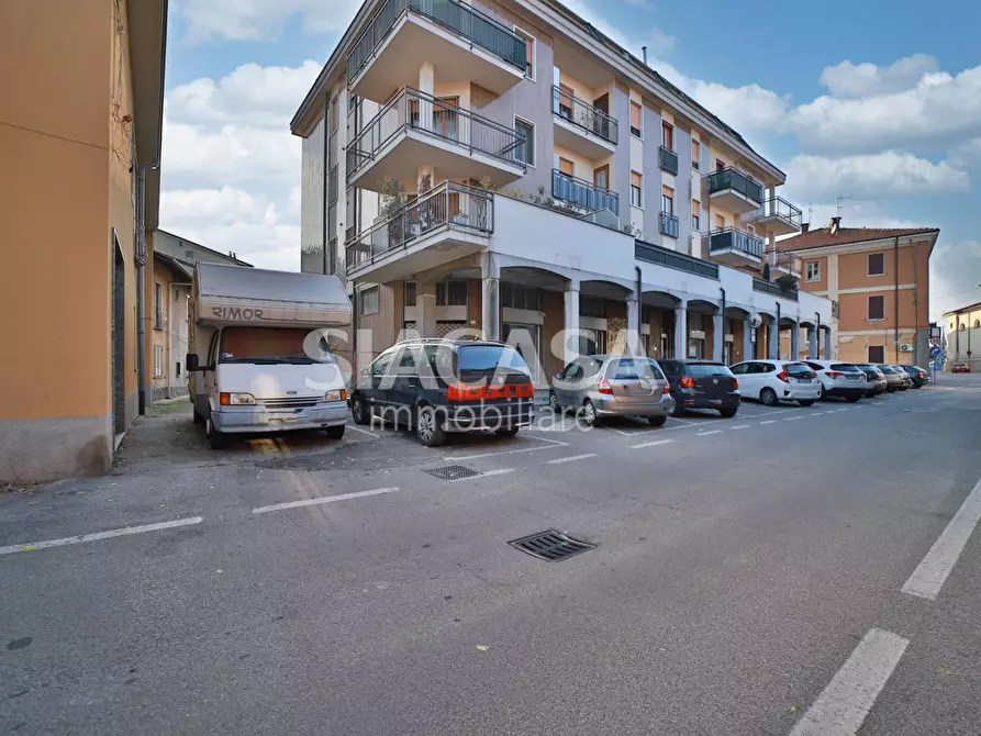 Immagine 17 di Appartamento in vendita  in via Silvio Pellico a Cornate D'adda