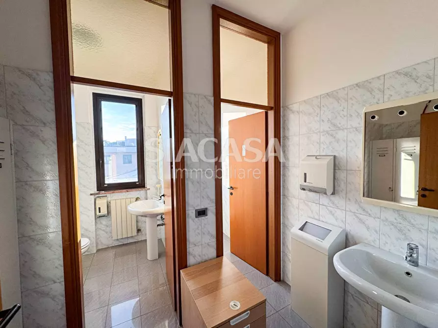 Immagine 3 di Ufficio in affitto  a Cernusco Sul Naviglio