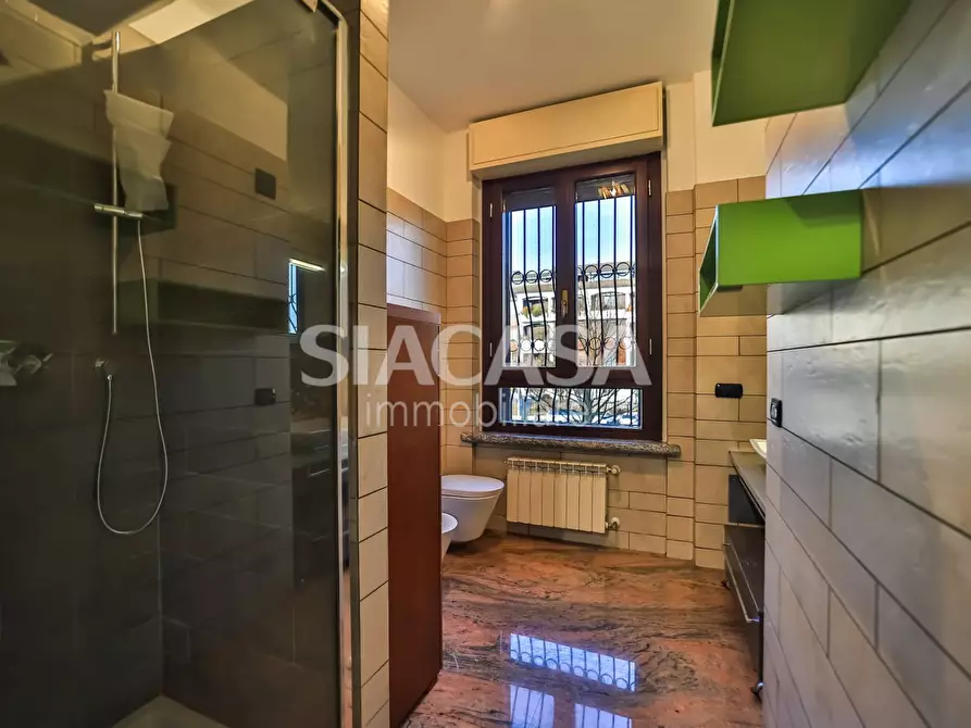 Immagine 15 di Appartamento in vendita  in VIA SALVO D'ACQUISTO a Agrate Brianza