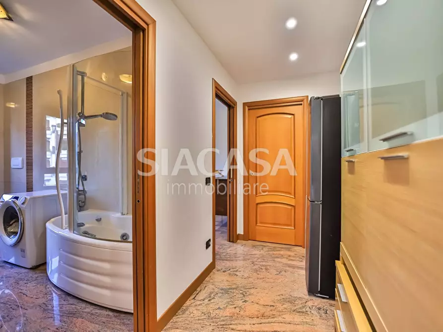 Immagine 21 di Appartamento in vendita  in VIA SALVO D'ACQUISTO a Agrate Brianza