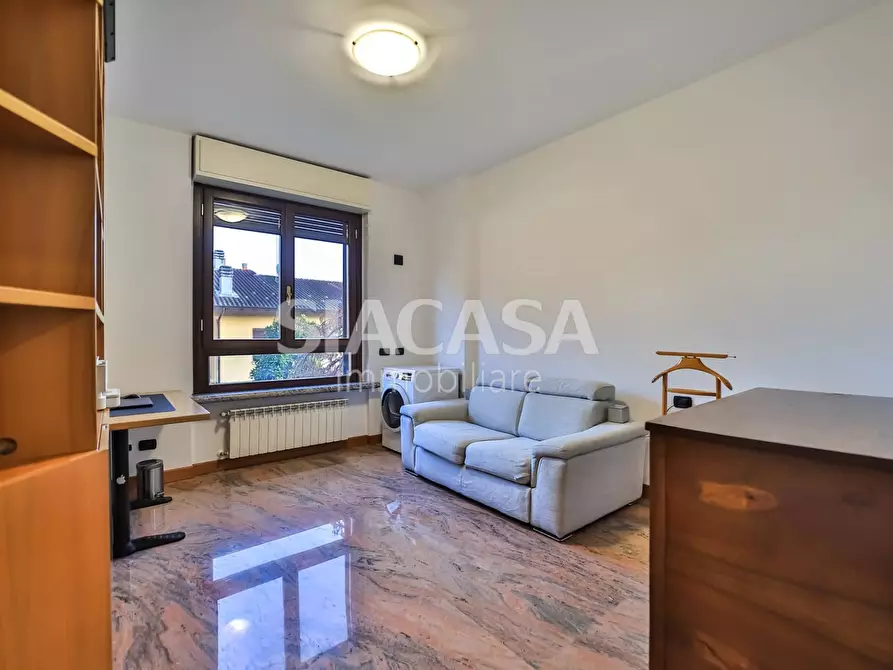 Immagine 22 di Appartamento in vendita  in VIA SALVO D'ACQUISTO a Agrate Brianza