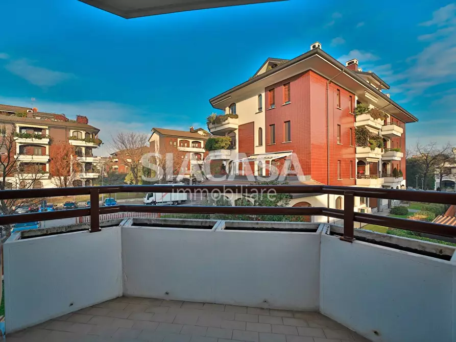 Immagine 27 di Appartamento in vendita  in VIA SALVO D'ACQUISTO a Agrate Brianza