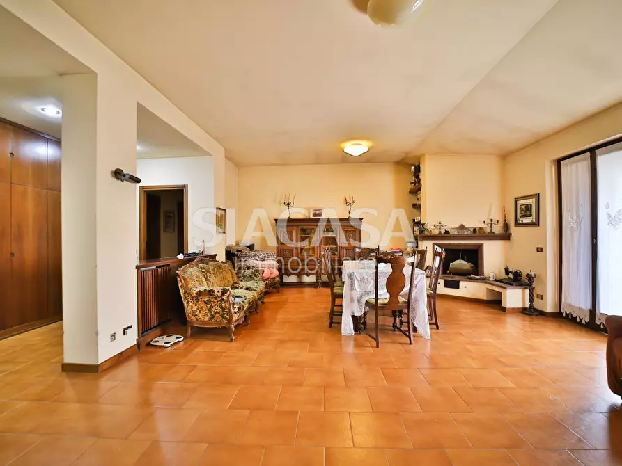 Immagine 16 di Villa in vendita  in Via Vittorio Veneto a Brembate