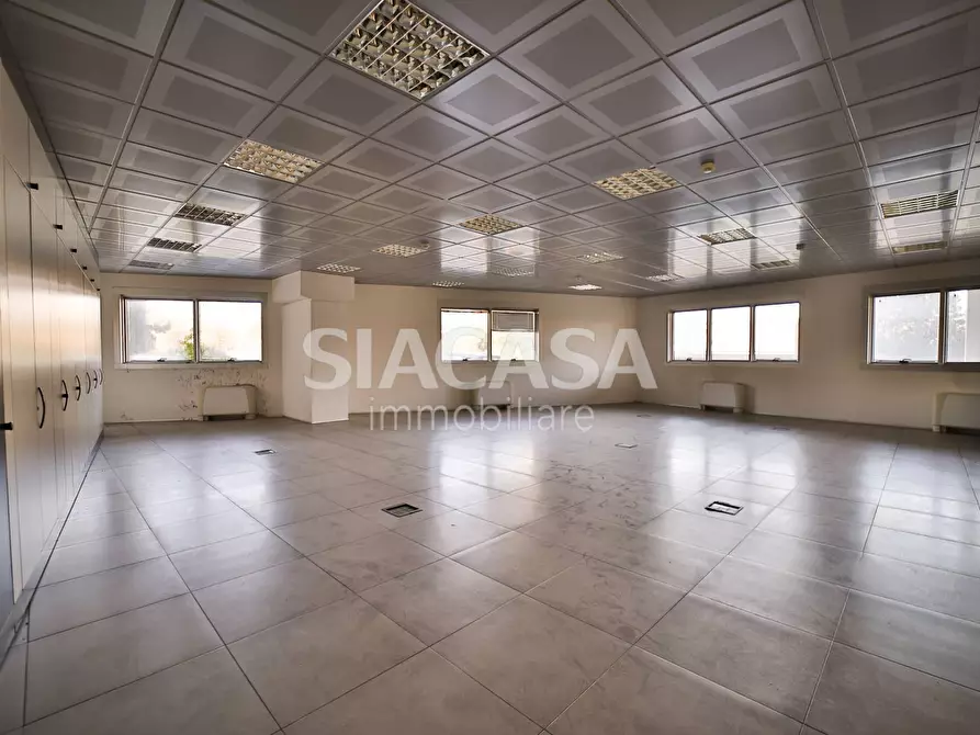 Immagine 2 di Ufficio in affitto  a Telgate