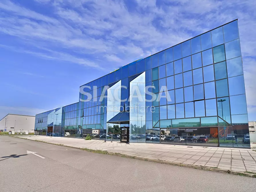 Immagine 6 di Ufficio in affitto  a Mezzago